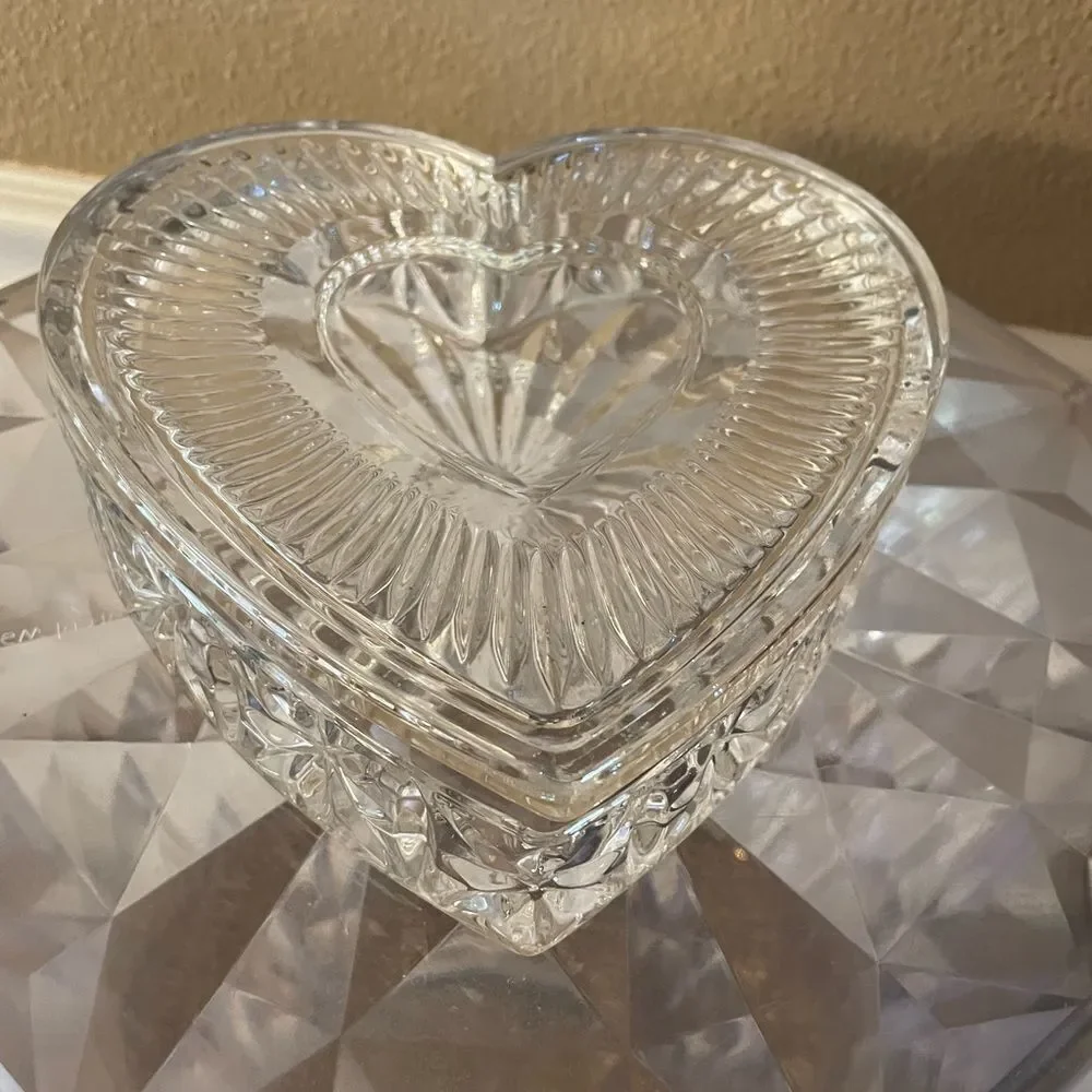 Glass Crystal Large Heart Trinket Box with Lid 7x7 Gorgeous!!